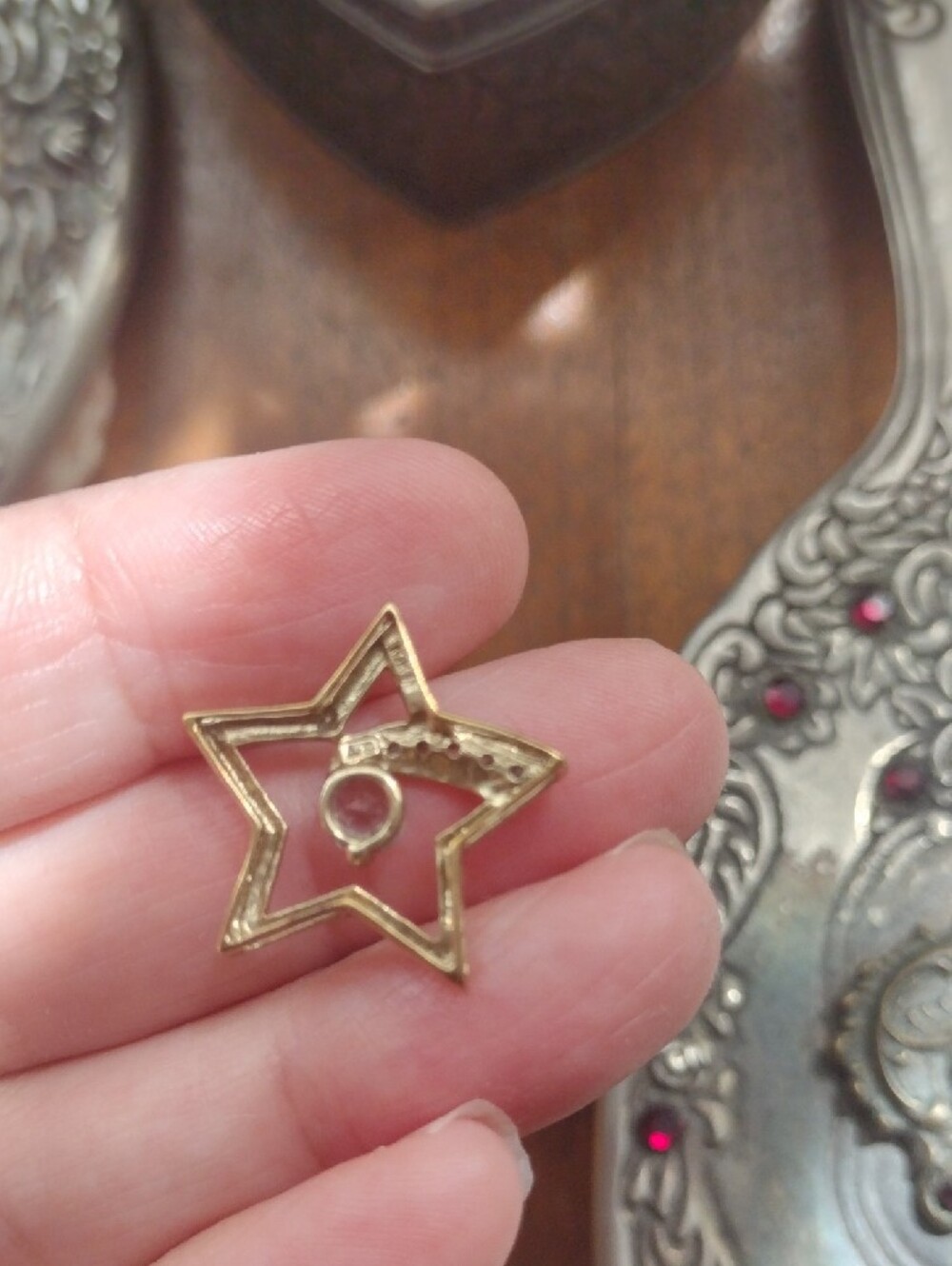 10K Yellow Gold Aquamarine And Diamonds Star Pendant - Picture 9 of 12